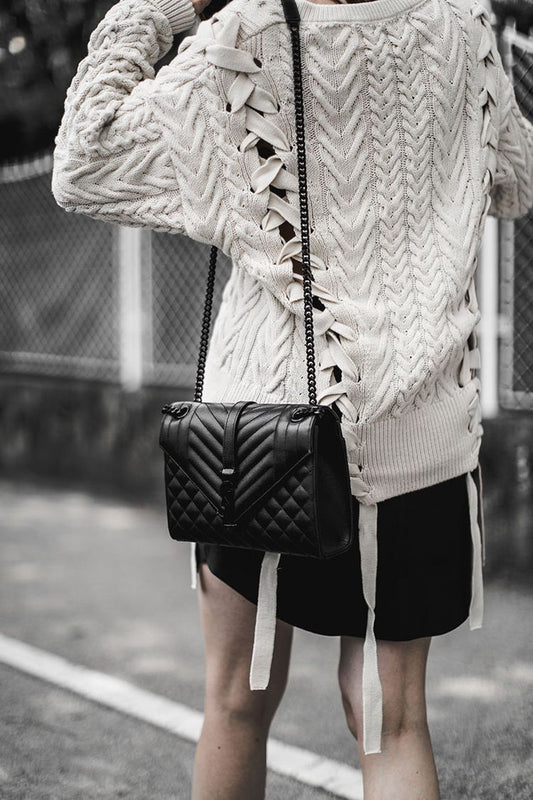 The Envelope Medium Bag - All Black / So Black | The Monogram Essential