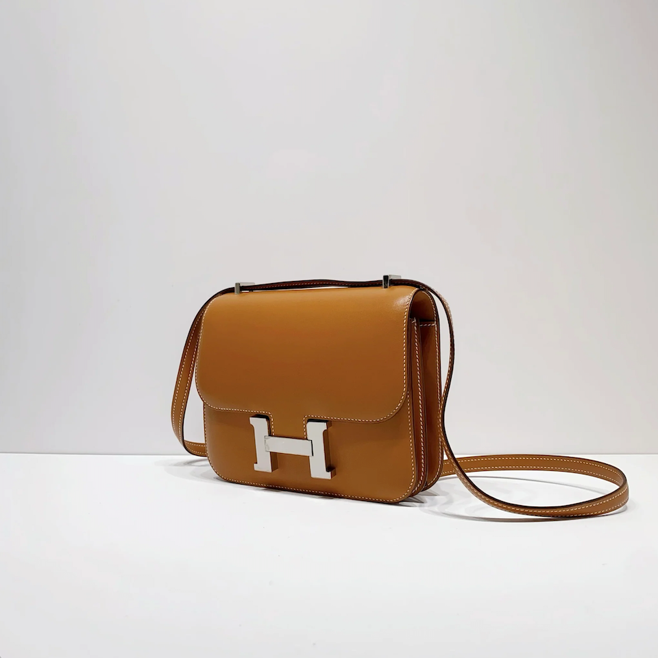 Signature Clasp Mini Crossbody H19