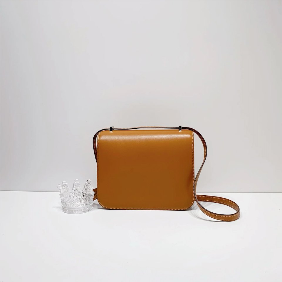Signature Clasp Mini Crossbody H19