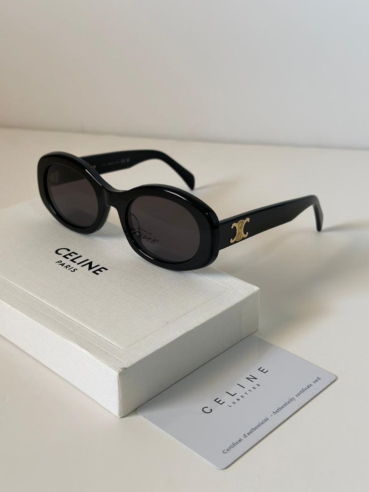 The Vintage Arc Oval Sunglasses