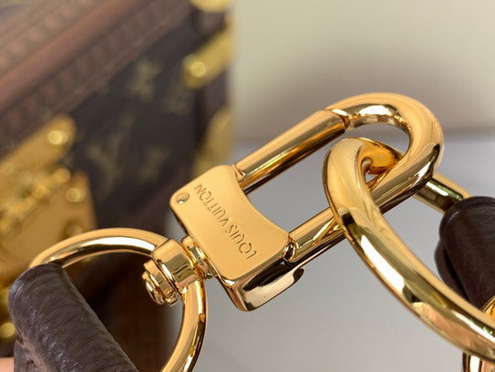 The Loop Hobo - Chocolate Empreinte | The Ultimate Slouchy Shoulder Bag