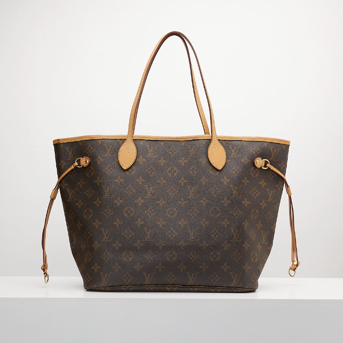 monogram canvas MM classic