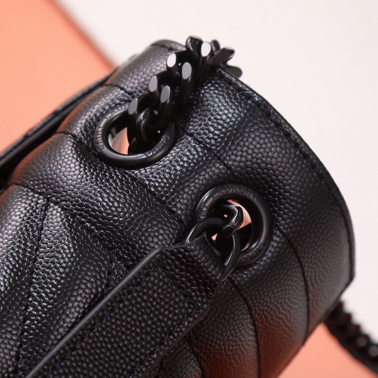 The Envelope Medium Bag - All Black / So Black | The Monogram Essential