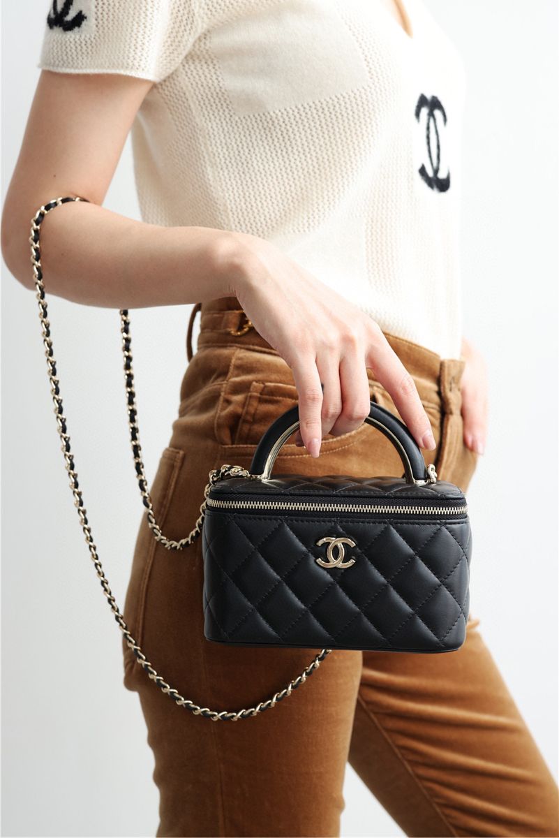 Quilted Top Handle Vanity Case